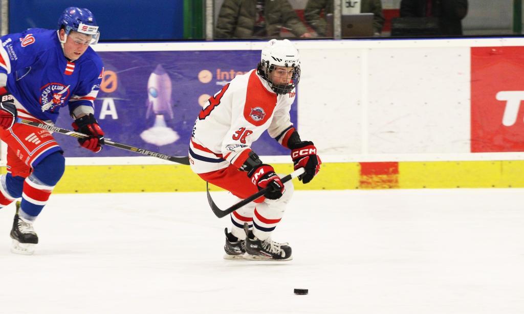 Hlinsko v power play nevyrovnalo a soupeř zvýšil na 2:4.